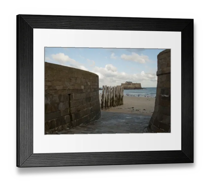Framed Print : Saint-Malo Brittany France Framed Print : Saint-Malo Brittany France