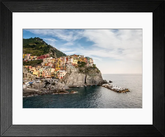 Framed Print : Manarola. View of Manarola (Manaea), small town near Riomaggiore, La Spezia Framed Print : Manarola. View of Manarola (Manaea), small town near Riomaggiore, La Spezia