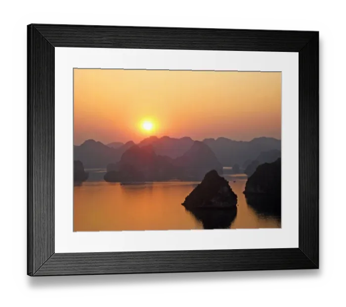 Framed Print : Ha Long Bay at sunset Framed Print : Ha Long Bay at sunset