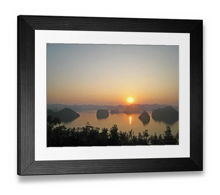 Framed Print : Ha Long Bay at sunset Framed Print : Ha Long Bay at sunset
