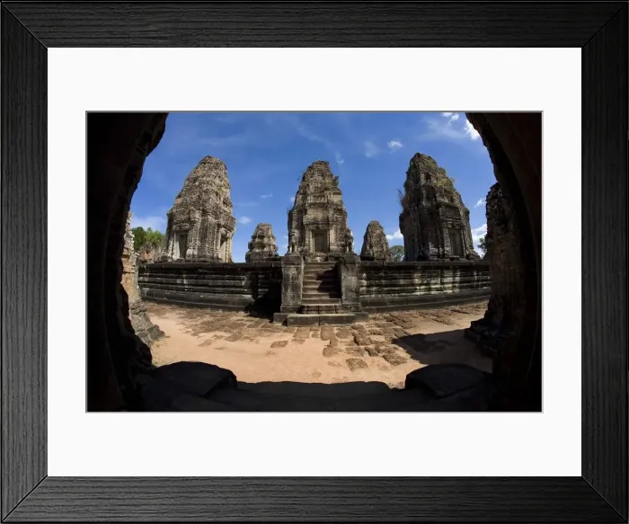 Framed Print : Temple ruins in the ancient city of Angkor Wat, Northwestern Cambodia Framed Print : Temple ruins in the ancient city of Angkor Wat, Northwestern Cambodia