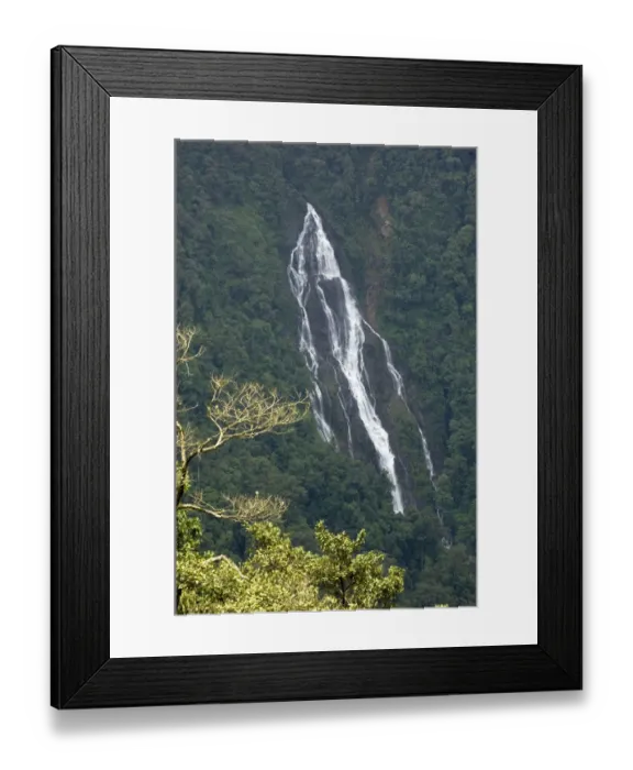 Framed Print : Agumbe waterfalls Framed Print : Agumbe waterfalls