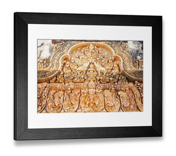 Framed Print : Intricate sandstone bas relief, Banteay Srei