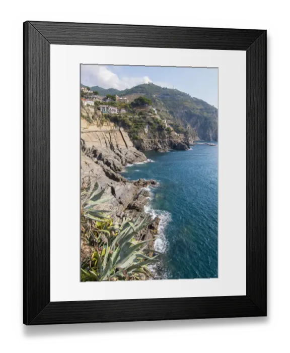 Framed Print : The coast near Corniglia Framed Print : The coast near Corniglia
