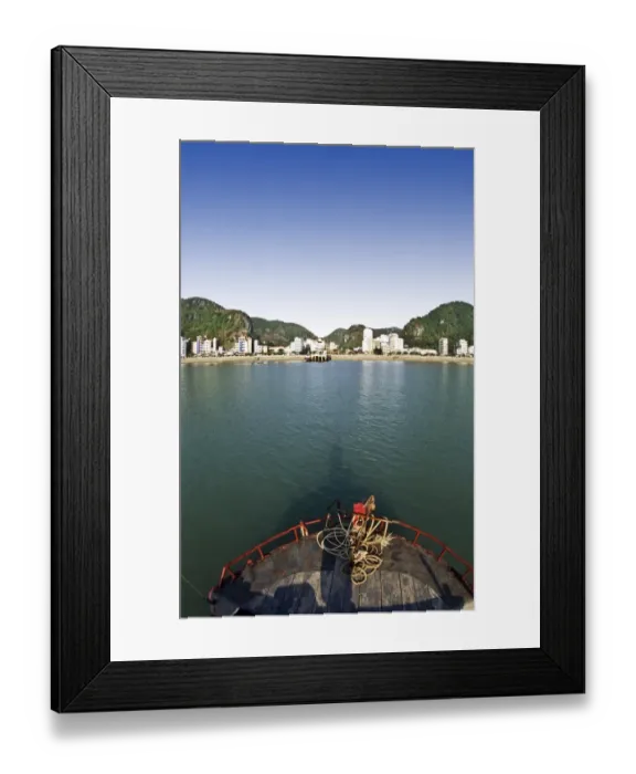 Framed Print : Ha Long Bay, Cat Ba Island Framed Print : Ha Long Bay, Cat Ba Island