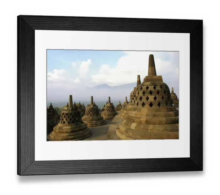 Framed Print : Borobudur. The UNESCO Heritage site at Borobudur in Yogjakarta, Indonesia Framed Print : Borobudur. The UNESCO Heritage site at Borobudur in Yogjakarta, Indonesia