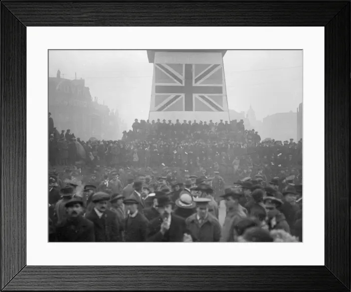 Framed Print : London Loan Rally