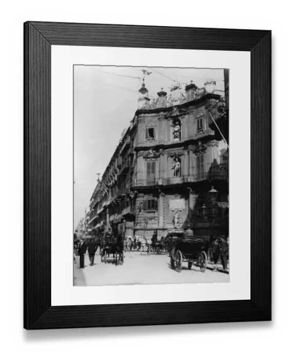 Framed Print : A Palermo Street