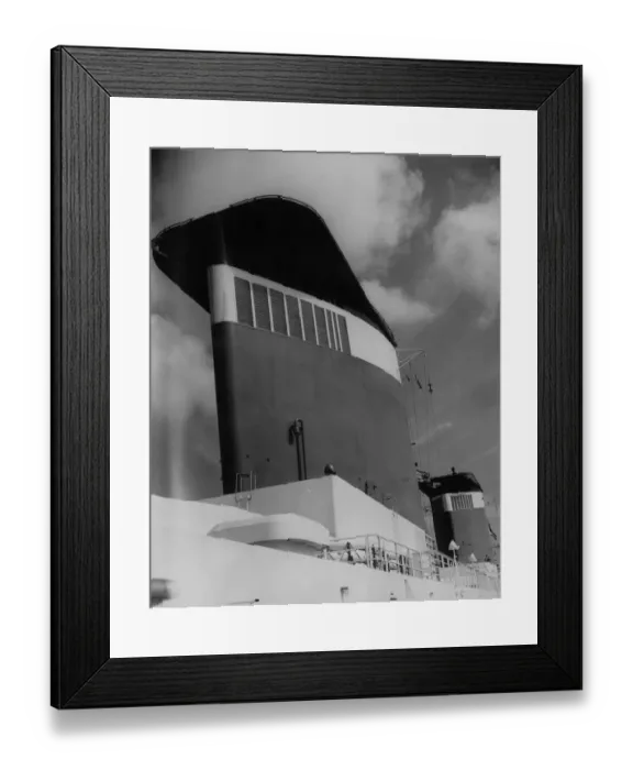 Framed Print : American Liner Framed Print : American Liner