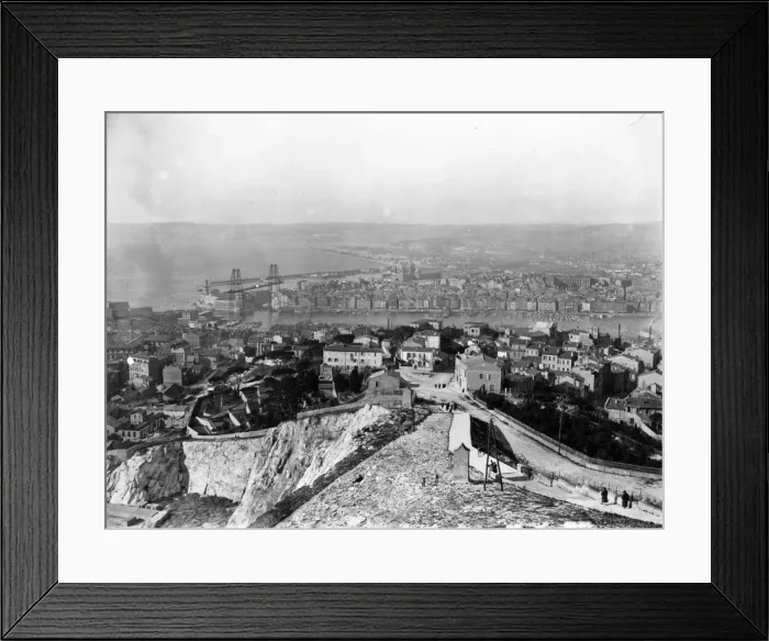 Framed Print : Marseilles Harbour Framed Print : Marseilles Harbour
