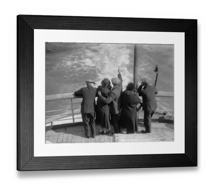 Framed Print : The Emigrants Framed Print : The Emigrants