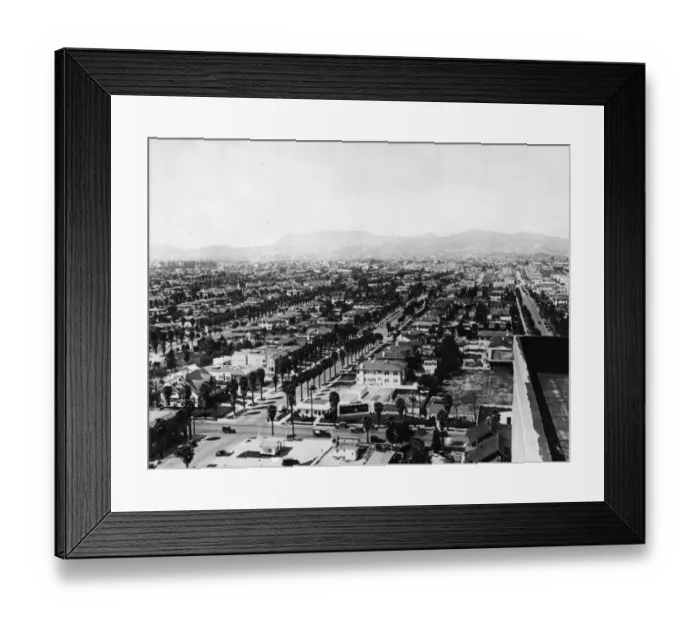 Framed Print : Hollywood. 16th December 1925: Hollywood, Los Angeles, California, city of motion pictures Framed Print : Hollywood. 16th December 1925: Hollywood, Los Angeles, California, city of motion pictures