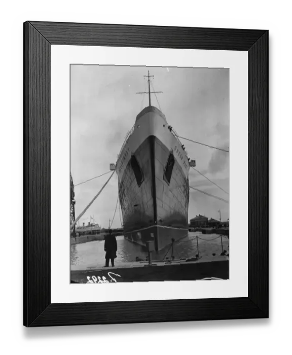 Framed Print : The Queen Mary