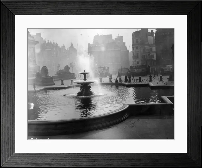 Framed Print : Trafalgar Square