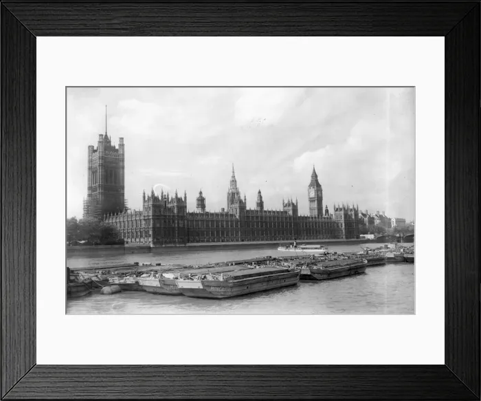 Framed Print : Houses Of Parliament Framed Print : Houses Of Parliament