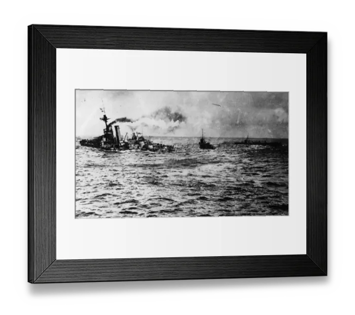 Framed Print : Superdreadnought HMS Audacious sinks off the North Irish coast Framed Print : Superdreadnought HMS Audacious sinks off the North Irish coast