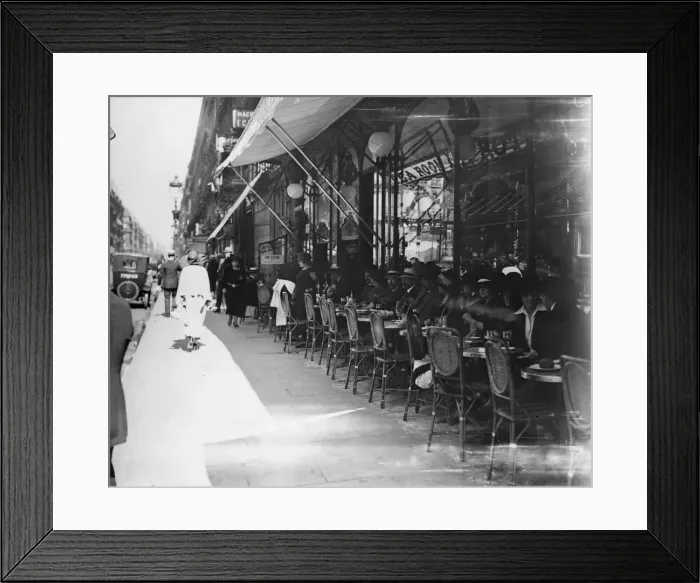 Framed Print : Paris Cafe Framed Print : Paris Cafe