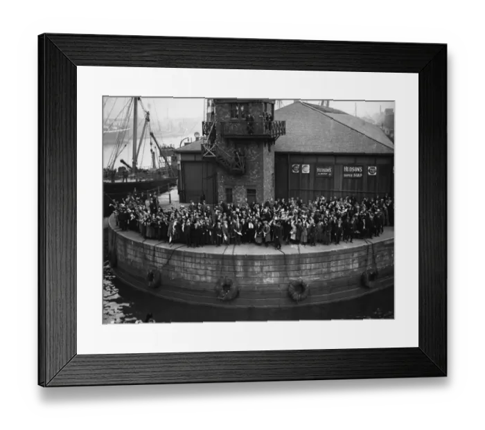 Framed Print : Leaving The Hebrides Framed Print : Leaving The Hebrides