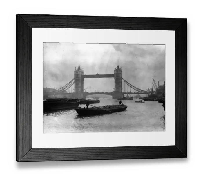 Framed Print : Tower Bridge Framed Print : Tower Bridge
