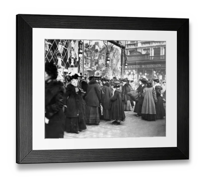 Framed Print : Christmas Shopping Framed Print : Christmas Shopping