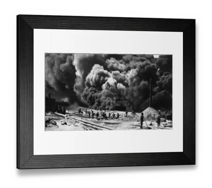 Framed Print : Oil Field. 1st December 1918: Men working amidst the thick smoke of the Baku oil fields Framed Print : Oil Field. 1st December 1918: Men working amidst the thick smoke of the Baku oil fields
