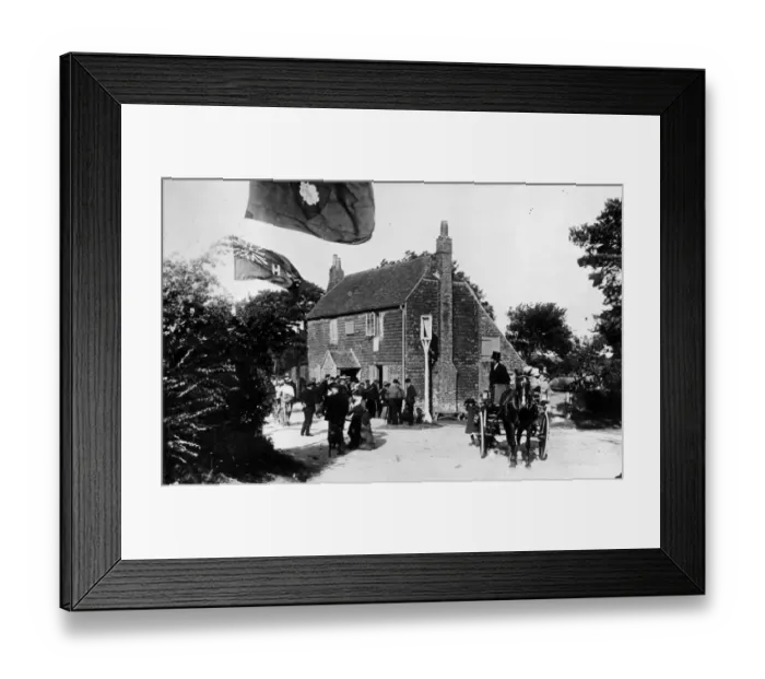Framed Print : Bat And Ball Inn Framed Print : Bat And Ball Inn