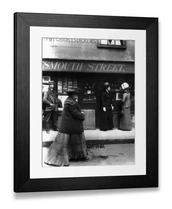 Framed Print : Old Curiosity Shop