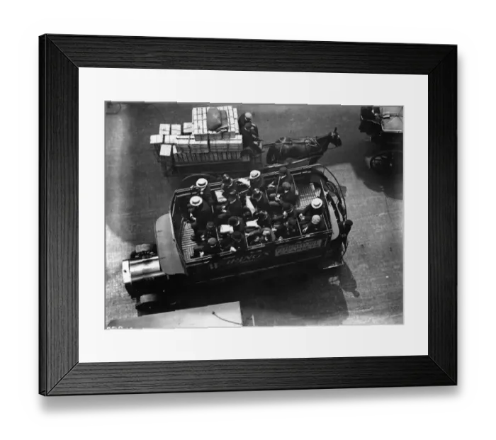 Framed Print : Bus In Fleet Street Framed Print : Bus In Fleet Street