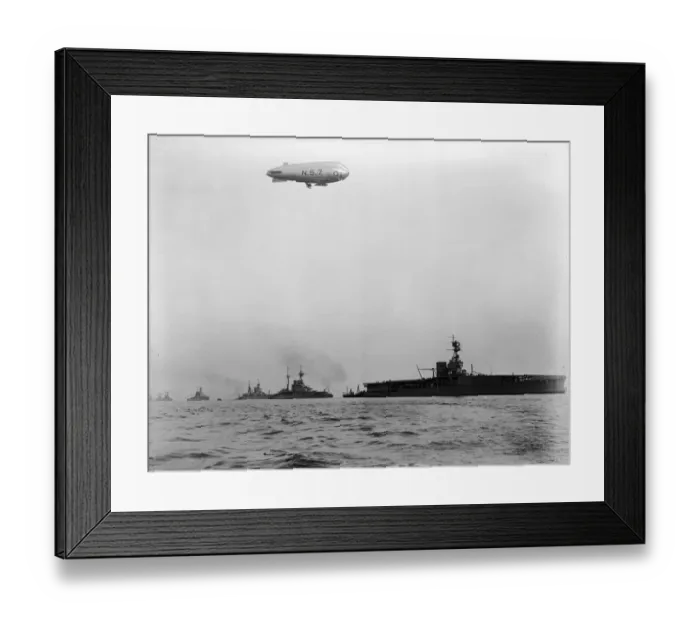 Framed Print : HMS Queen Elizabeth with the fleet at Southend Framed Print : HMS Queen Elizabeth with the fleet at Southend