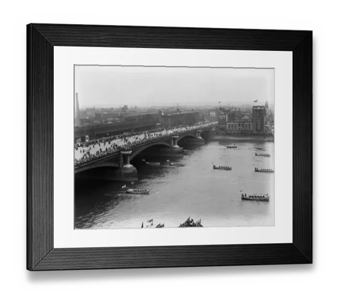 Framed Print : London Boat Race Framed Print : London Boat Race