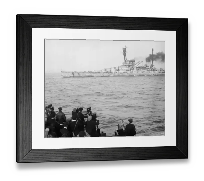 Framed Print : Surrender. 21st November 1918: The German battleship the Hindenburg surrendering Framed Print : Surrender. 21st November 1918: The German battleship the Hindenburg surrendering