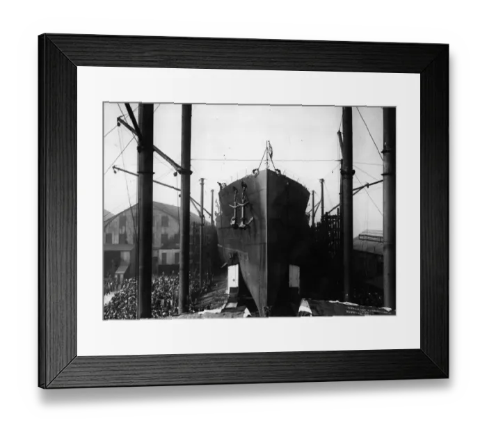Framed Print : HMS Queen Elizabeth Framed Print : HMS Queen Elizabeth