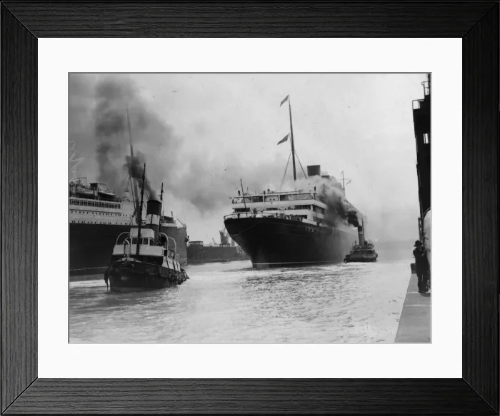 Framed Print : SS Aquitania Framed Print : SS Aquitania