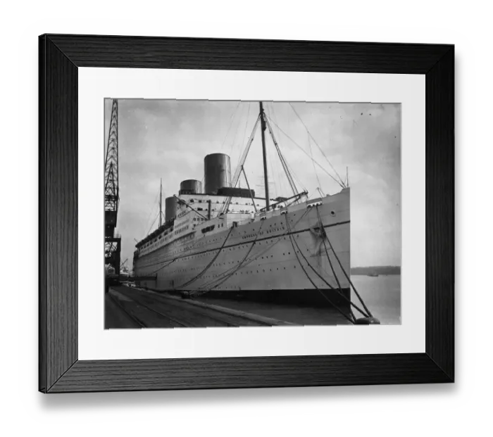 Framed Print : Ready For Passengers Framed Print : Ready For Passengers