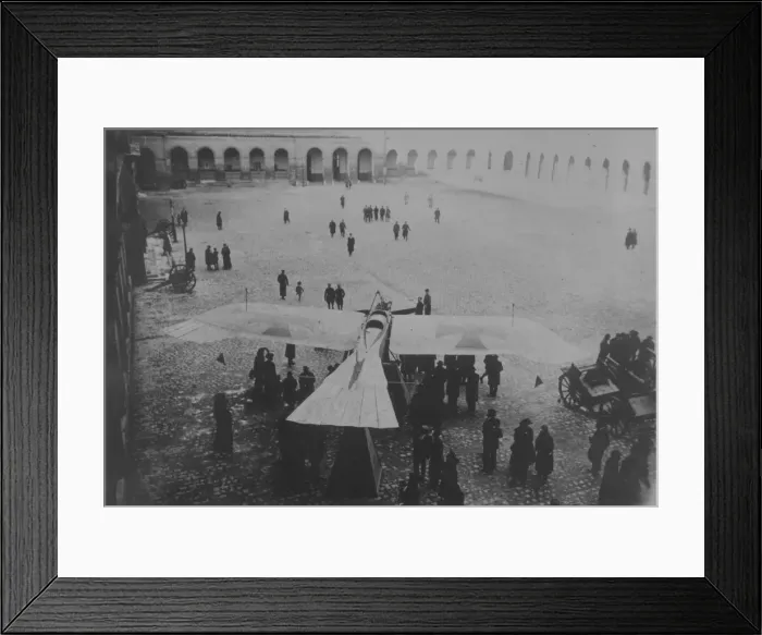 Framed Print : Taube In Paris Framed Print : Taube In Paris