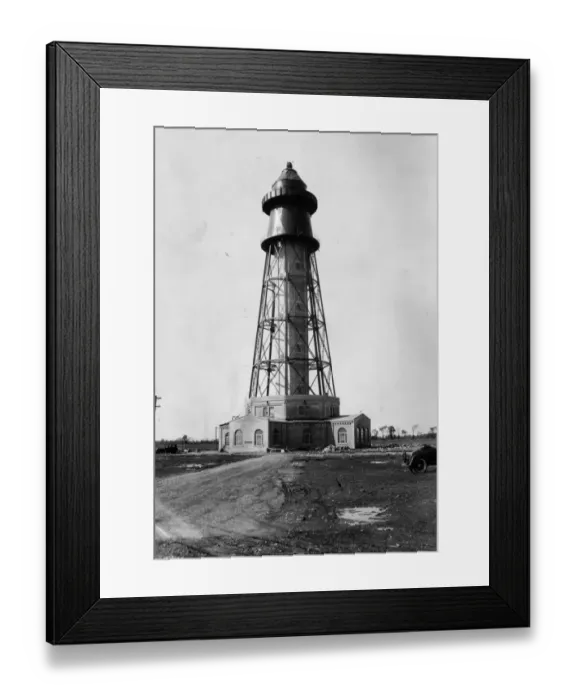 Framed Print : R100 Mooring Framed Print : R100 Mooring