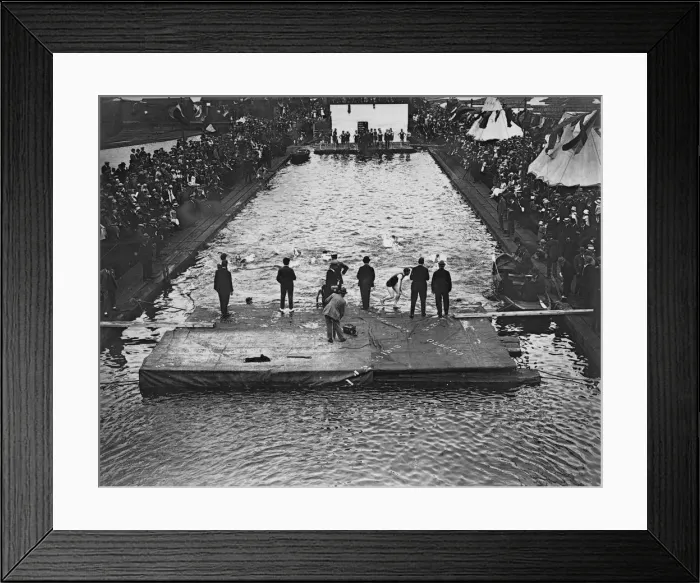 Framed Print : Swimming. July 1922: Crowds watching the swimming and diving at Surrey Docks, London Framed Print : Swimming. July 1922: Crowds watching the swimming and diving at Surrey Docks, London
