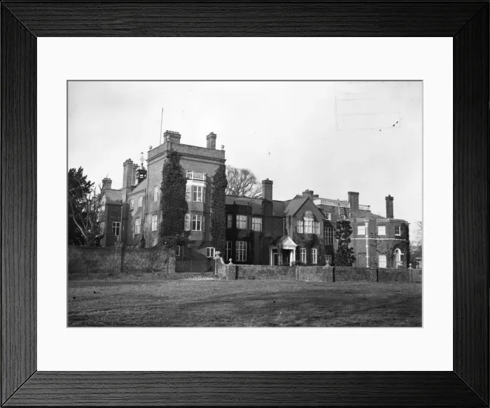 Framed Print : Strathmore Home Framed Print : Strathmore Home