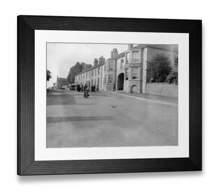 Framed Print : Breakfast Stop Framed Print : Breakfast Stop