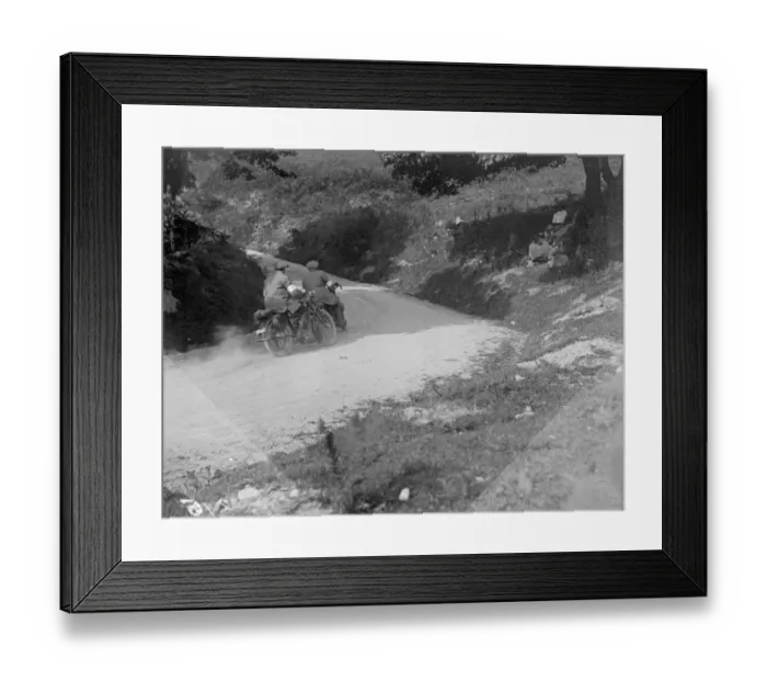 Framed Print : Rounding Bend Framed Print : Rounding Bend