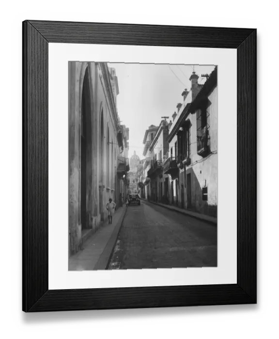 Framed Print : Old Havana Framed Print : Old Havana
