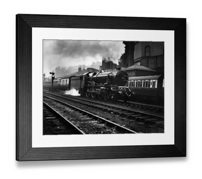 Framed Print : The King George Framed Print : The King George