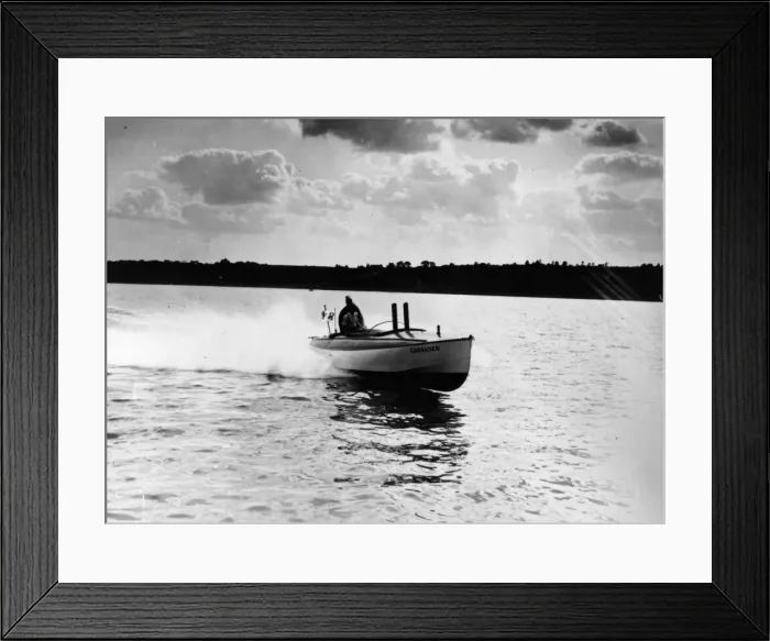 Framed Print : Motor Boat Racing Framed Print : Motor Boat Racing