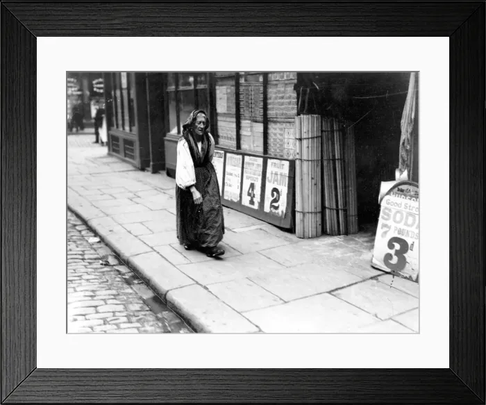 Framed Print : Italian Woman Framed Print : Italian Woman