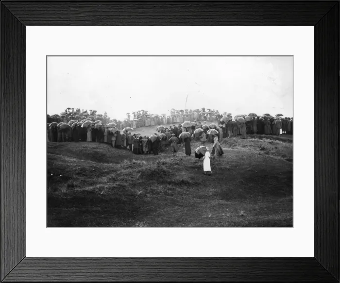 Framed Print : Crowds In Rain Framed Print : Crowds In Rain