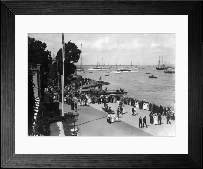 Framed Print : Cowes Regatta Framed Print : Cowes Regatta