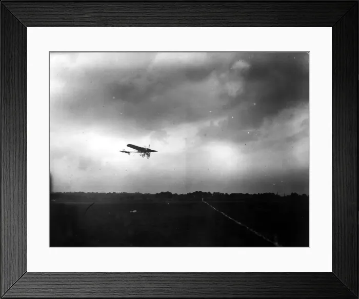Framed Print : British Topical Press Agency (1903 - 1957) Framed Print : British Topical Press Agency (1903 - 1957)