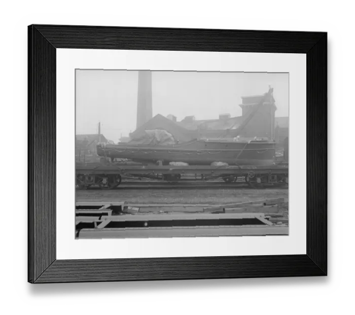 Framed Print : Transport. 19th October 1918: A motorboat on a railway wagon at Nine Elms goods yard Framed Print : Transport. 19th October 1918: A motorboat on a railway wagon at Nine Elms goods yard