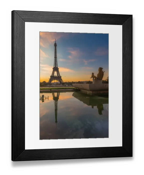 Framed Print : Sunrise view of Eiffel with reflection Framed Print : Sunrise view of Eiffel with reflection