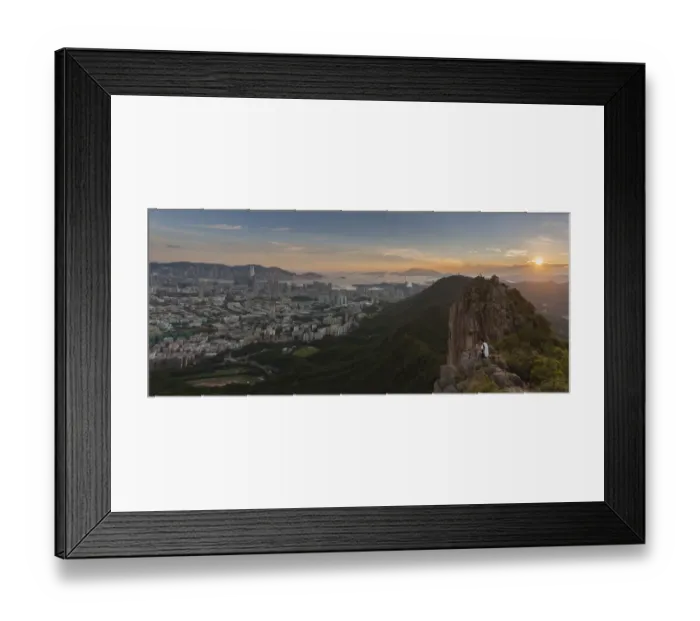 Framed Print : tourists taking photo of Hong Kong skyline Framed Print : tourists taking photo of Hong Kong skyline